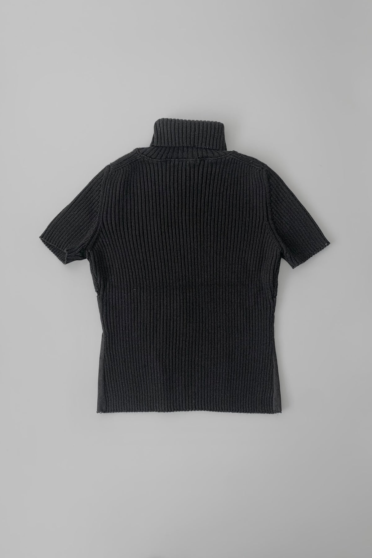 Italy black suède crochet tops