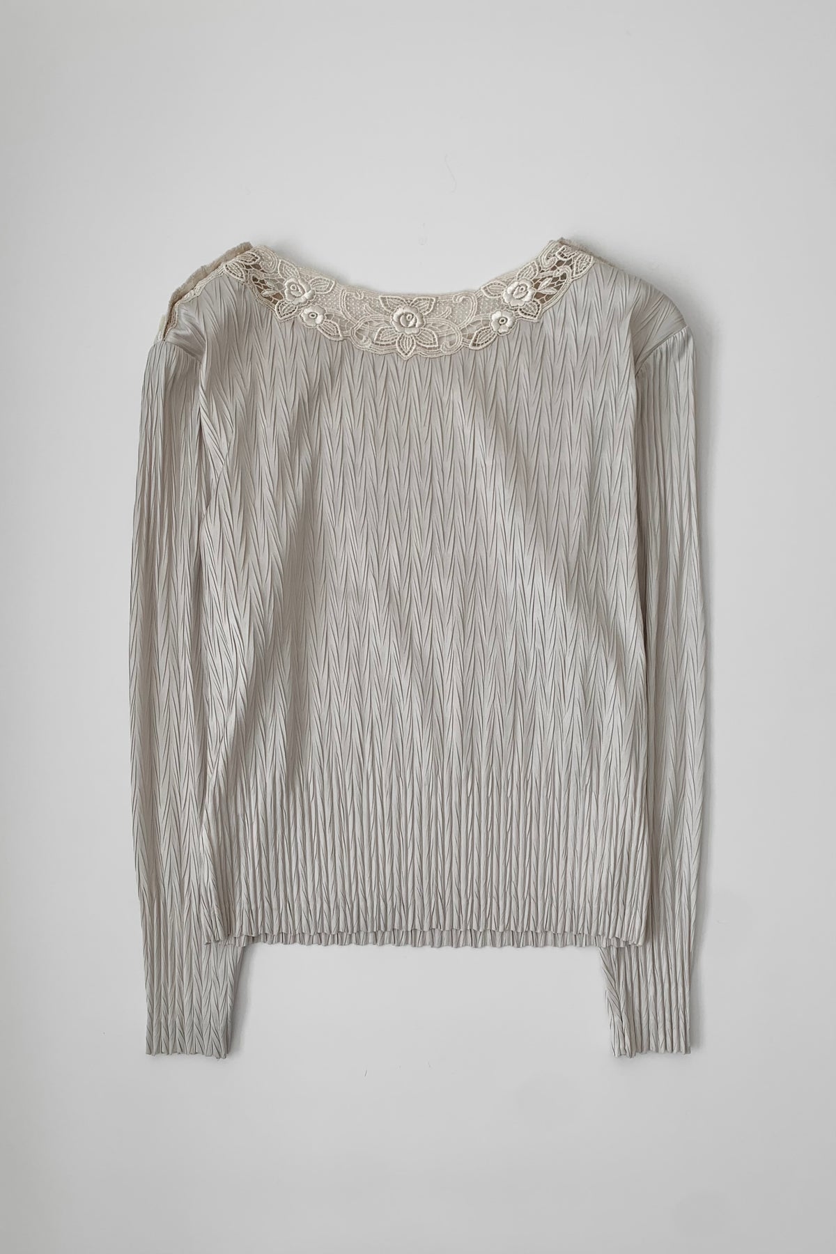 light beige pleats lace tops