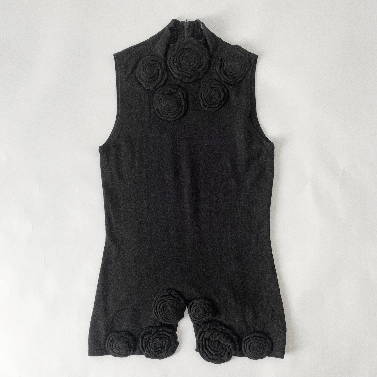 black rose motif knit vest