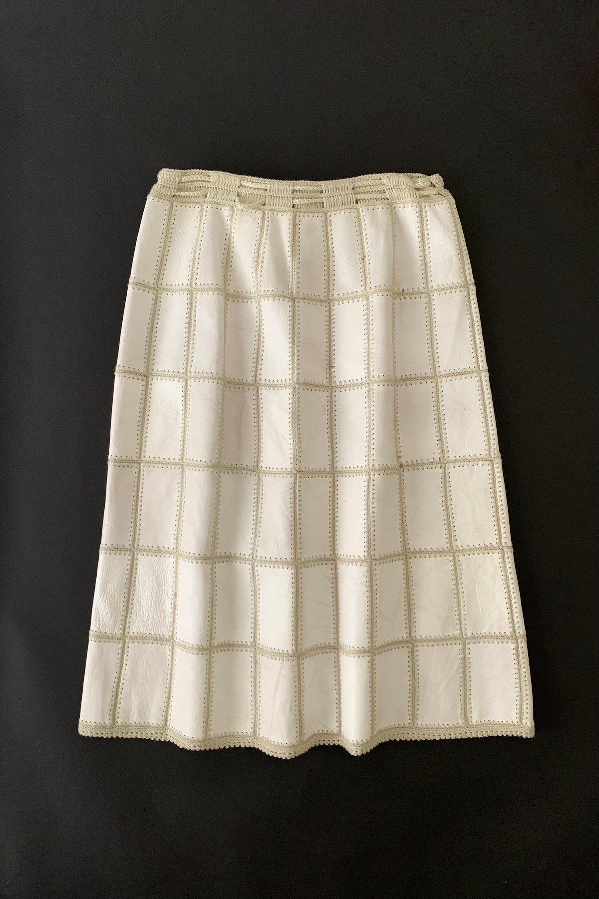 ivory leather knit design skirt