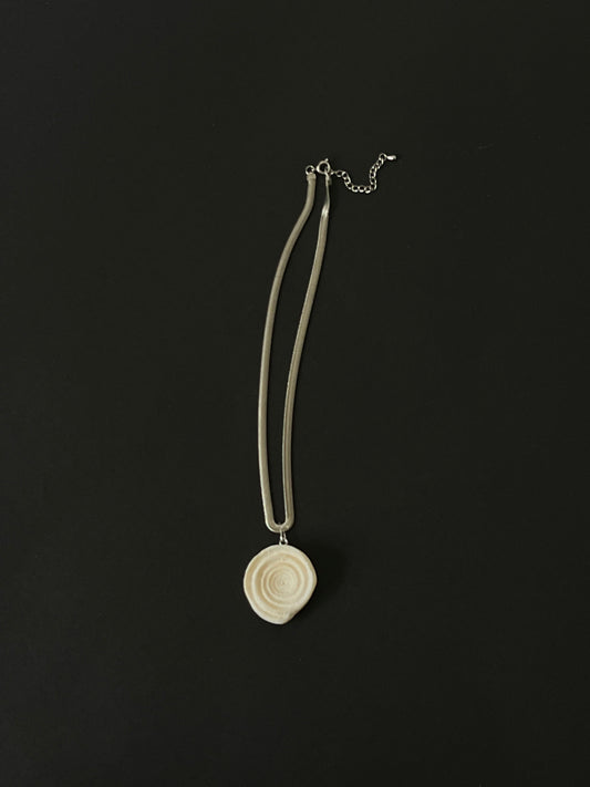 real shell pendant necklace