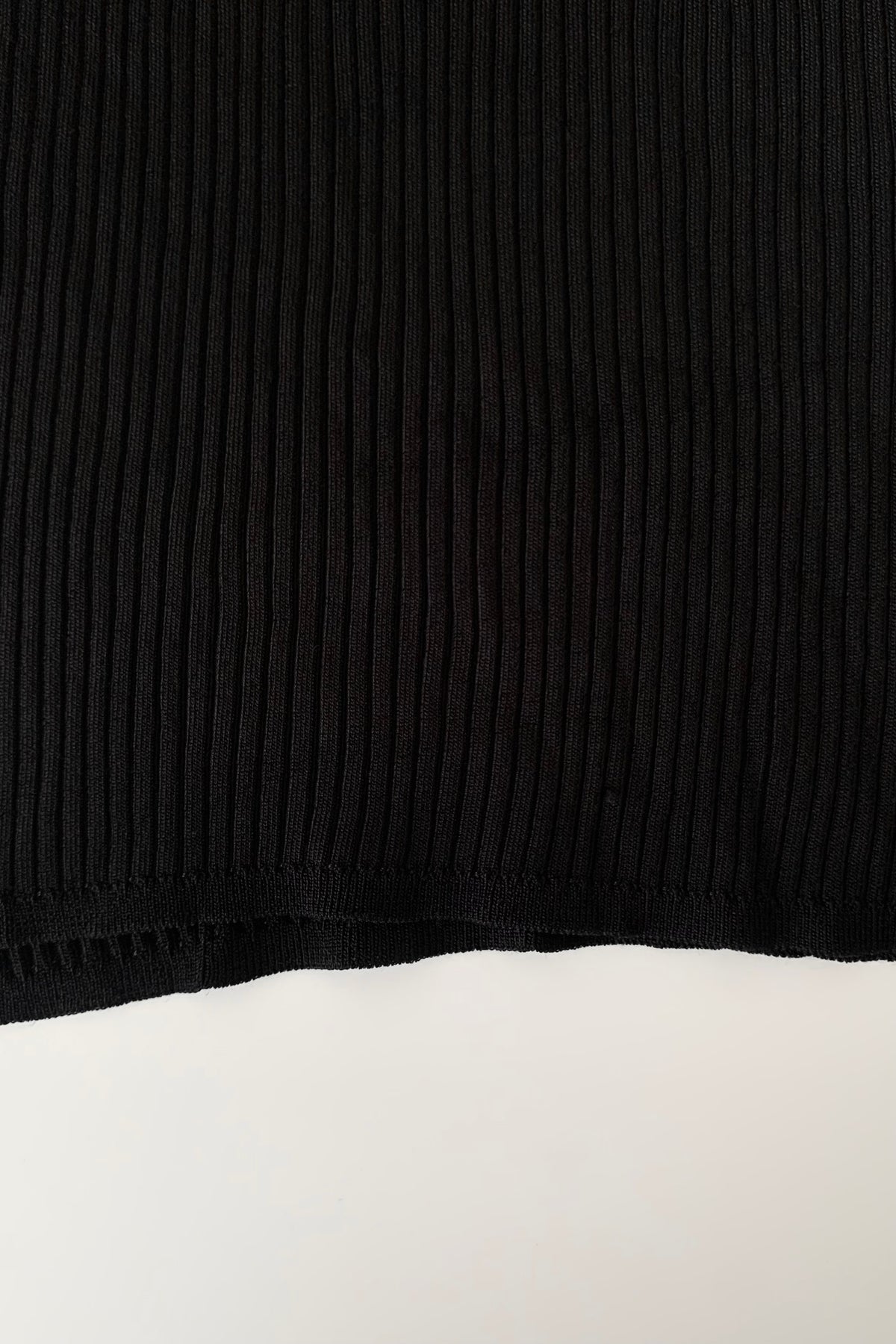 black rib tie design tops