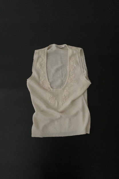 ivory flower sequins knit vest