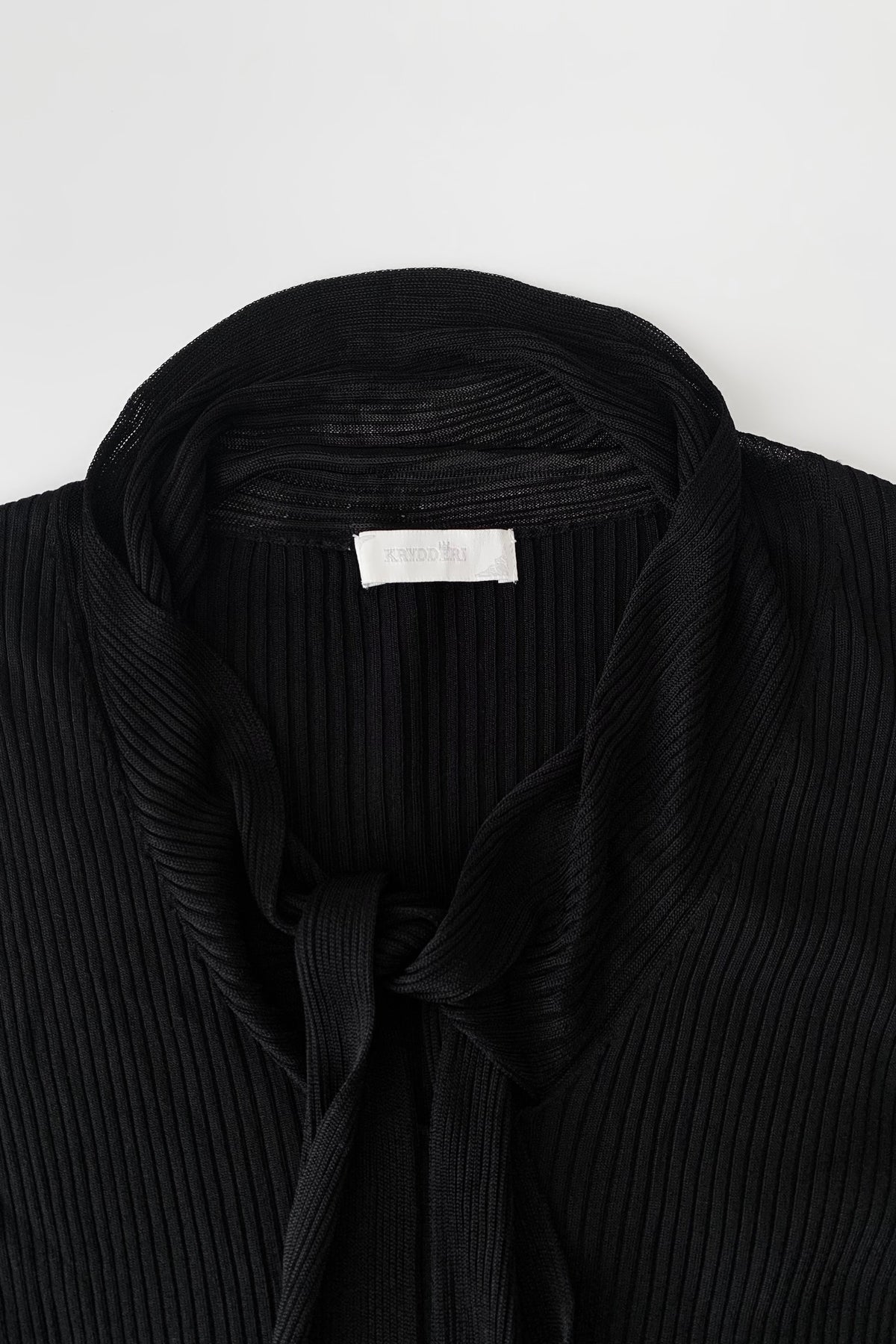 black rib tie design tops