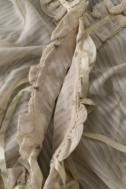 pale beige center frill ribbon cardigan
