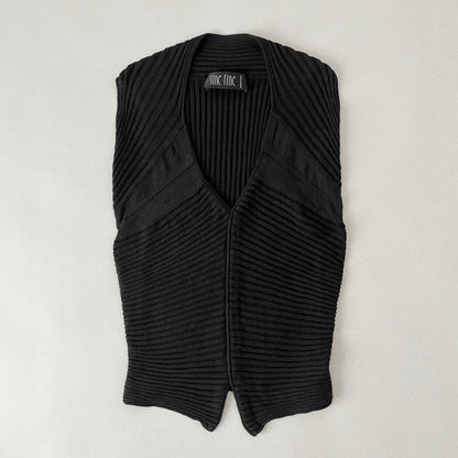 Italy black v neck tops