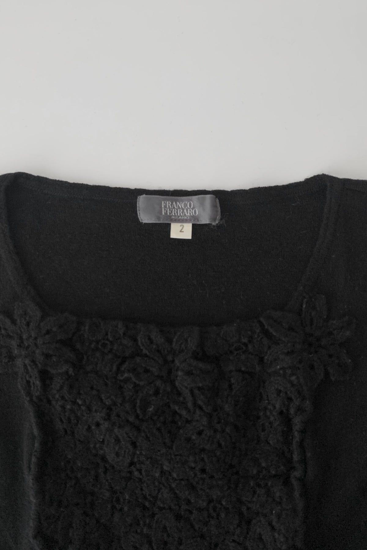 black centre crochet mini tops