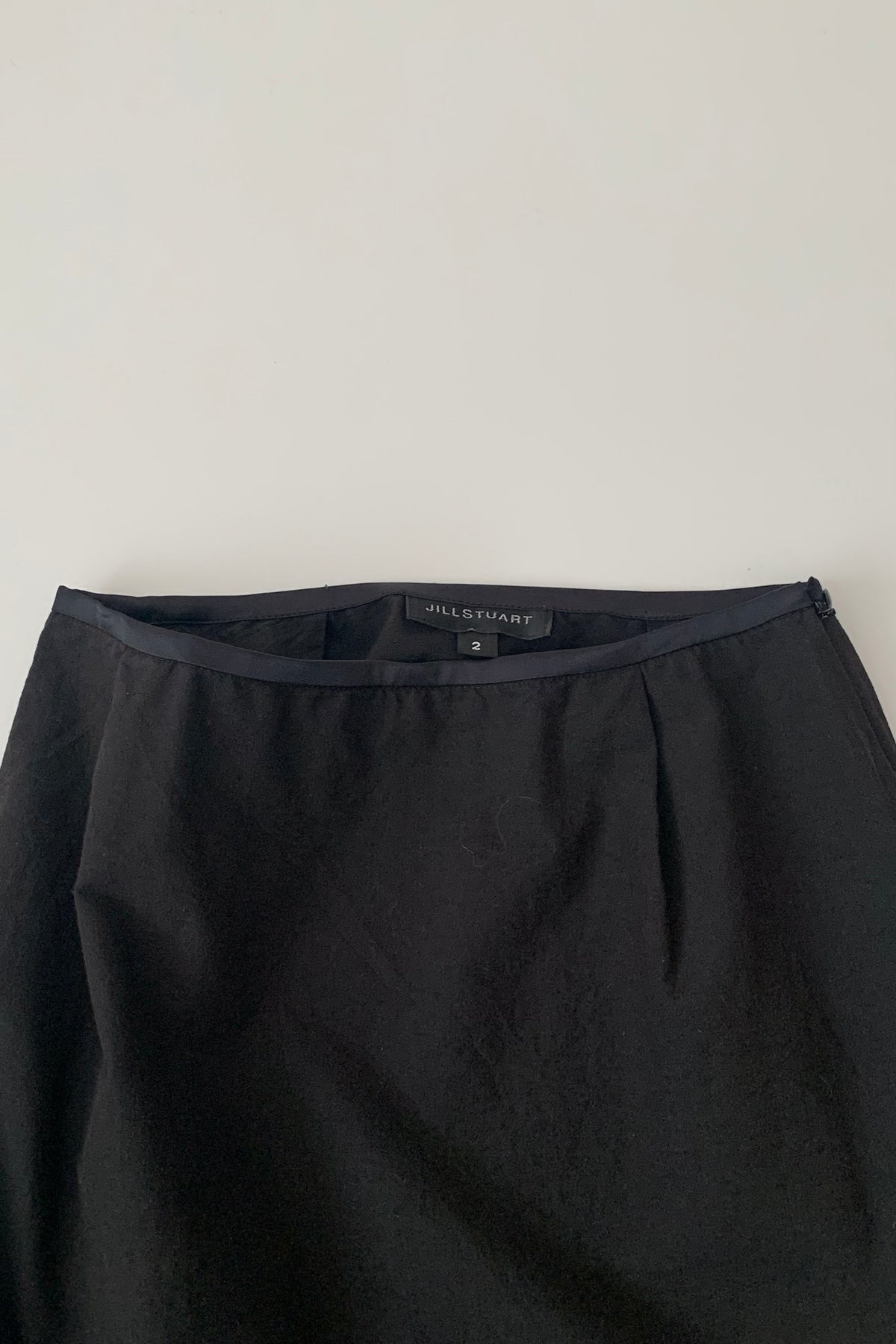 dark gray light skirt