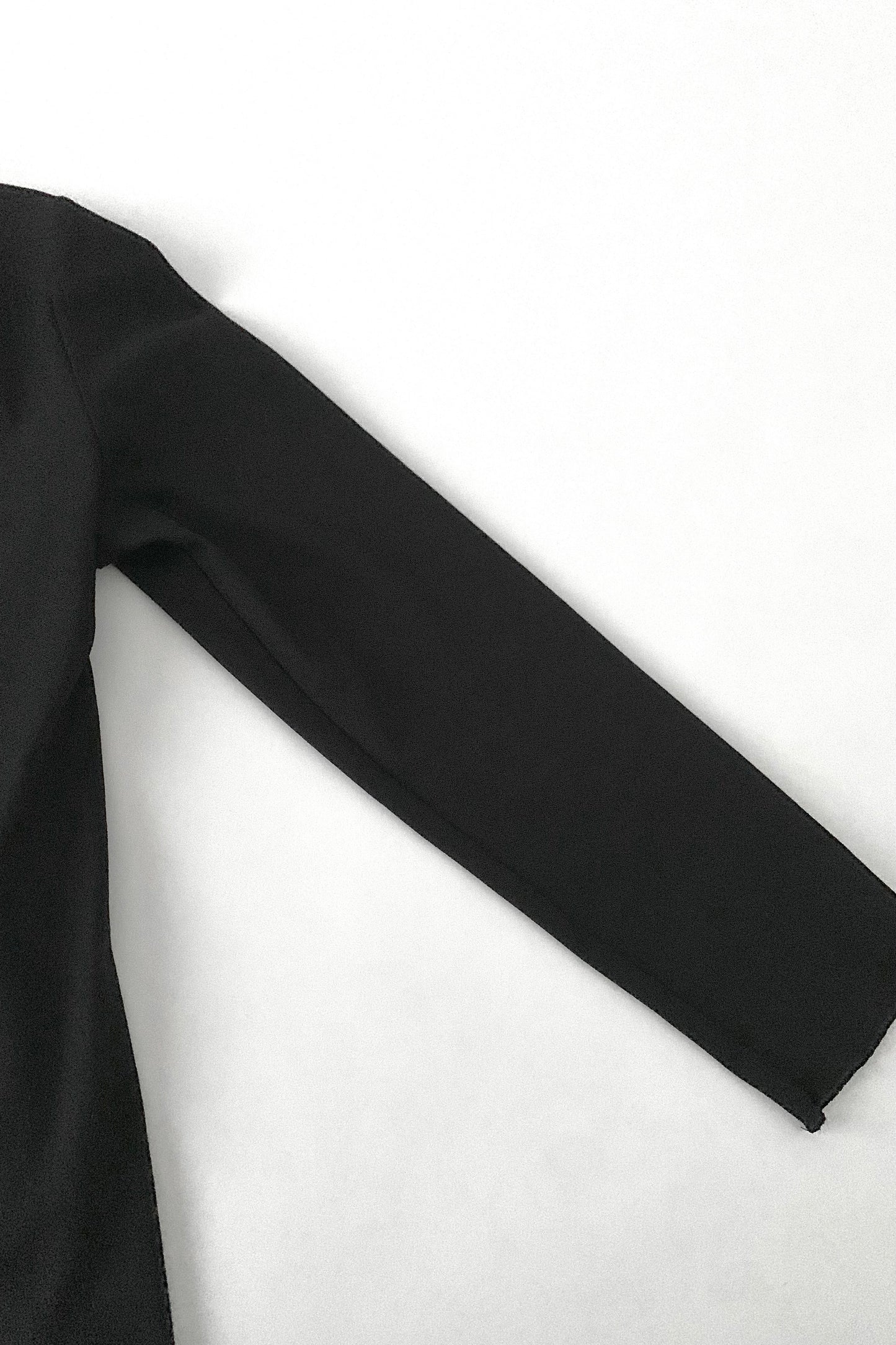 black shell buttons cardigan