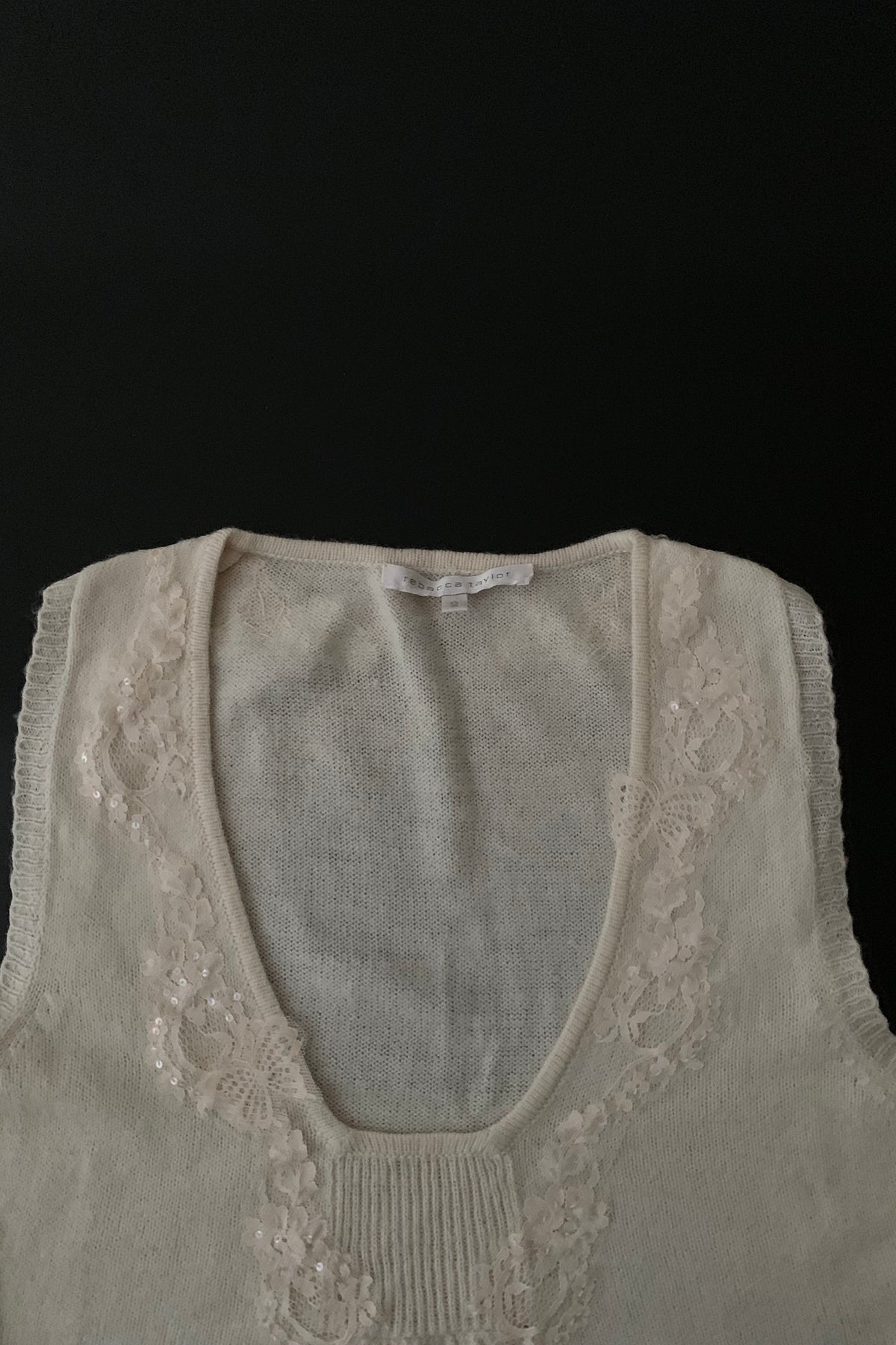 ivory flower sequins knit vest