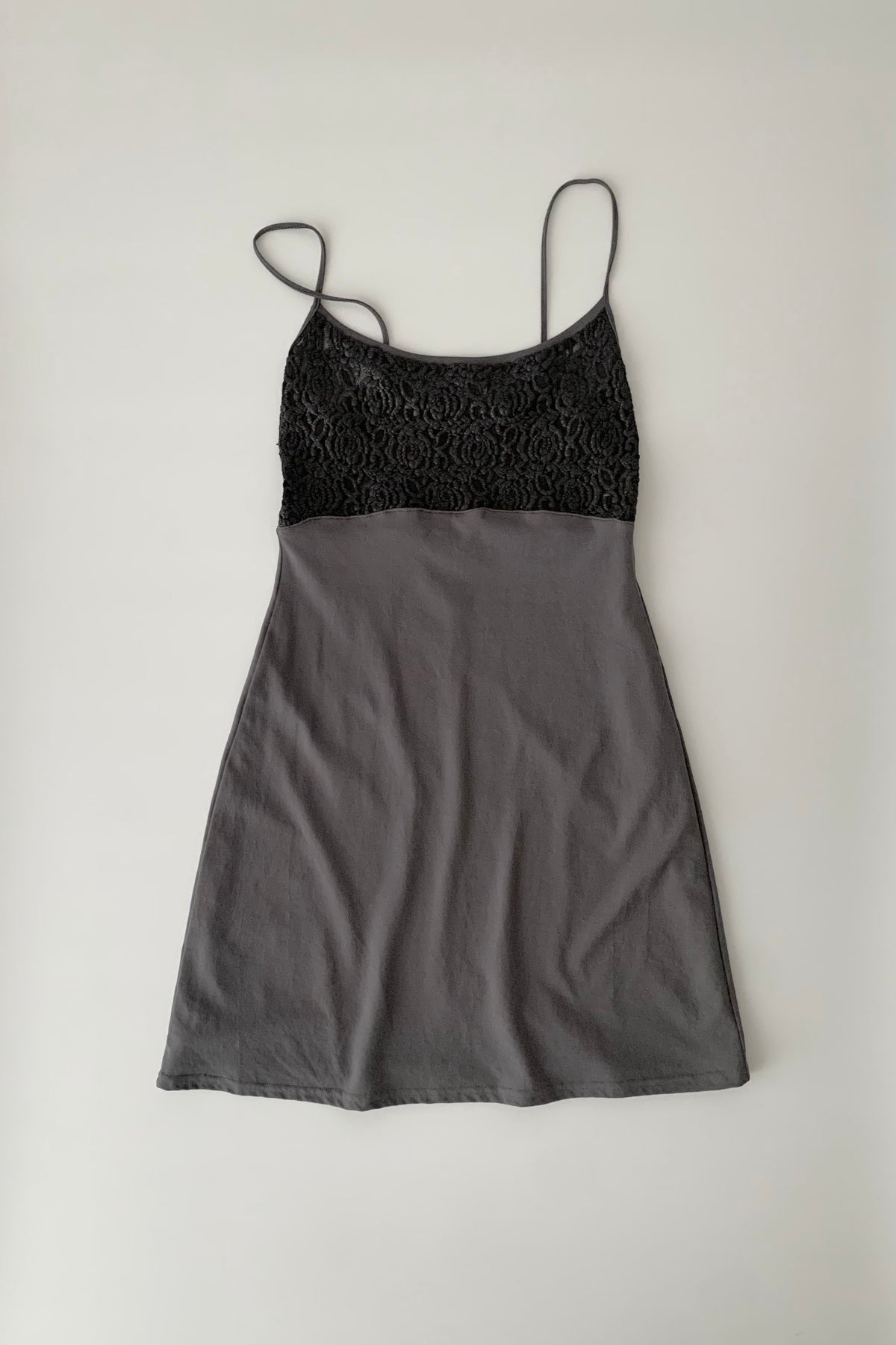 France gray＆black lace camisole dress