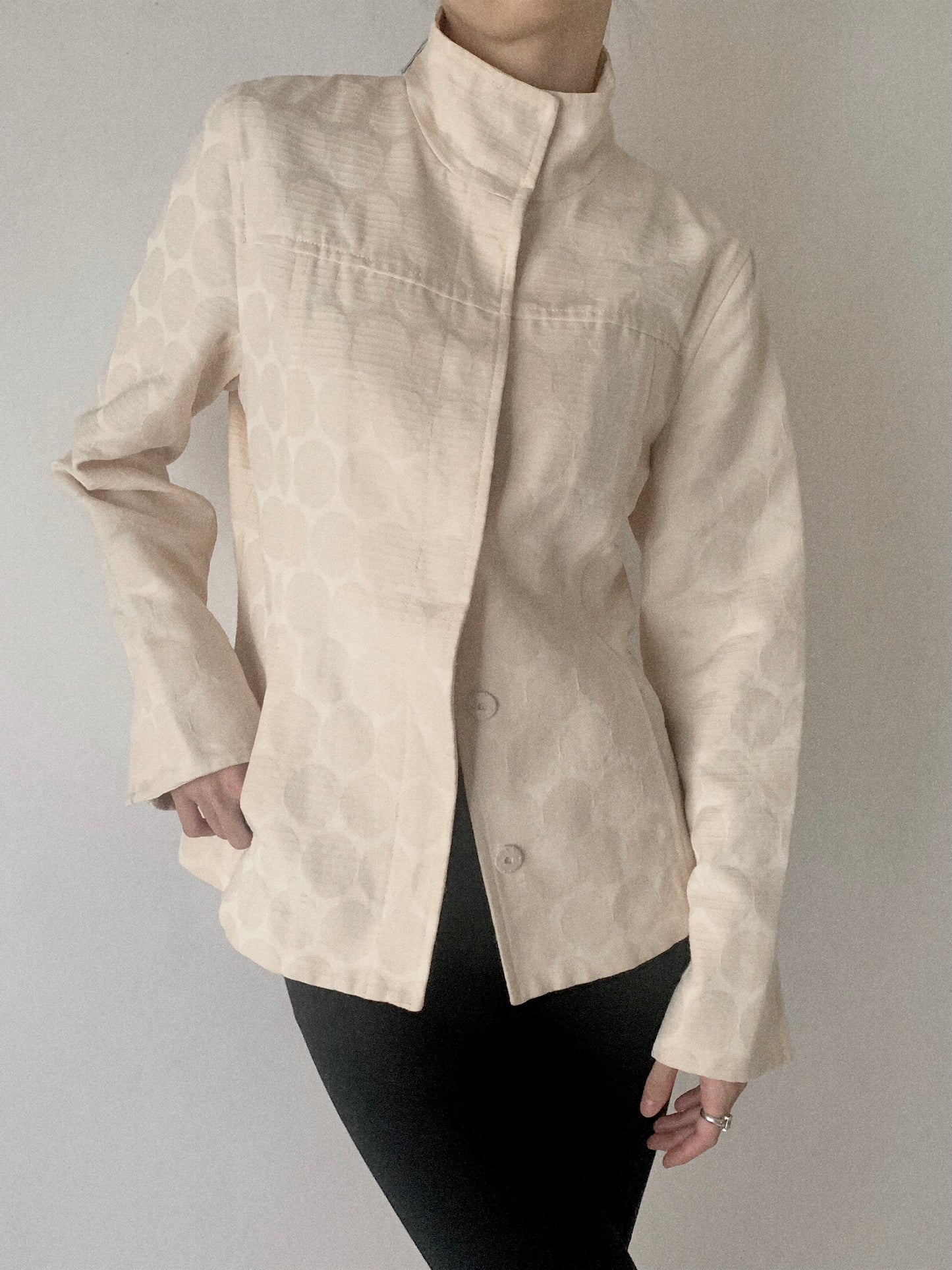 pale beige dot high neck jacket
