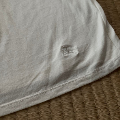 Burberry ivory neck design T tops