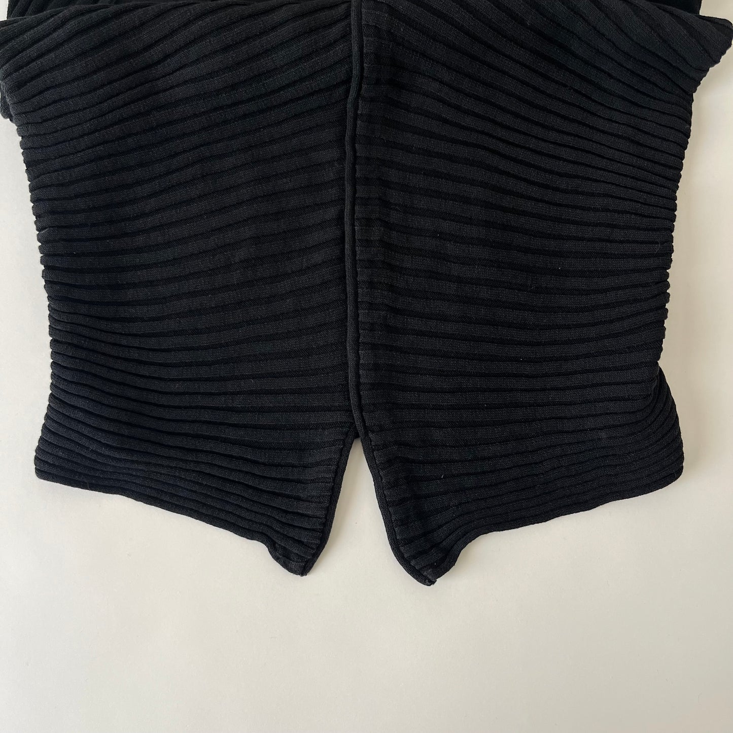 Italy black v neck tops
