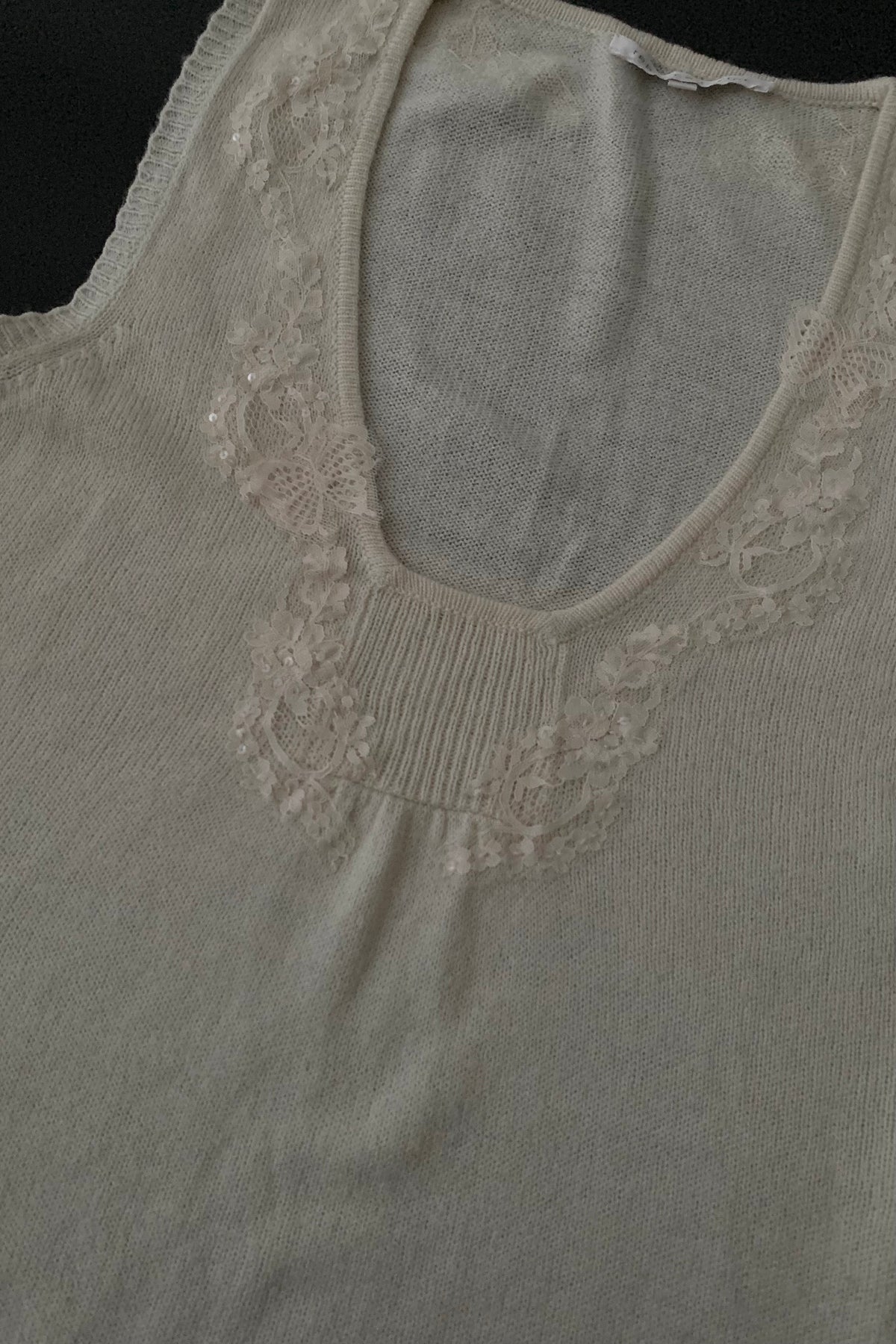 ivory flower sequins knit vest