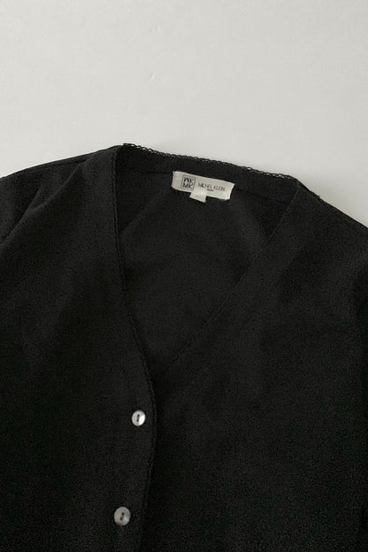 black shell buttons cardigan