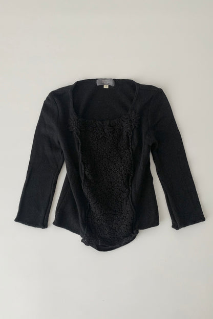 black centre crochet mini tops