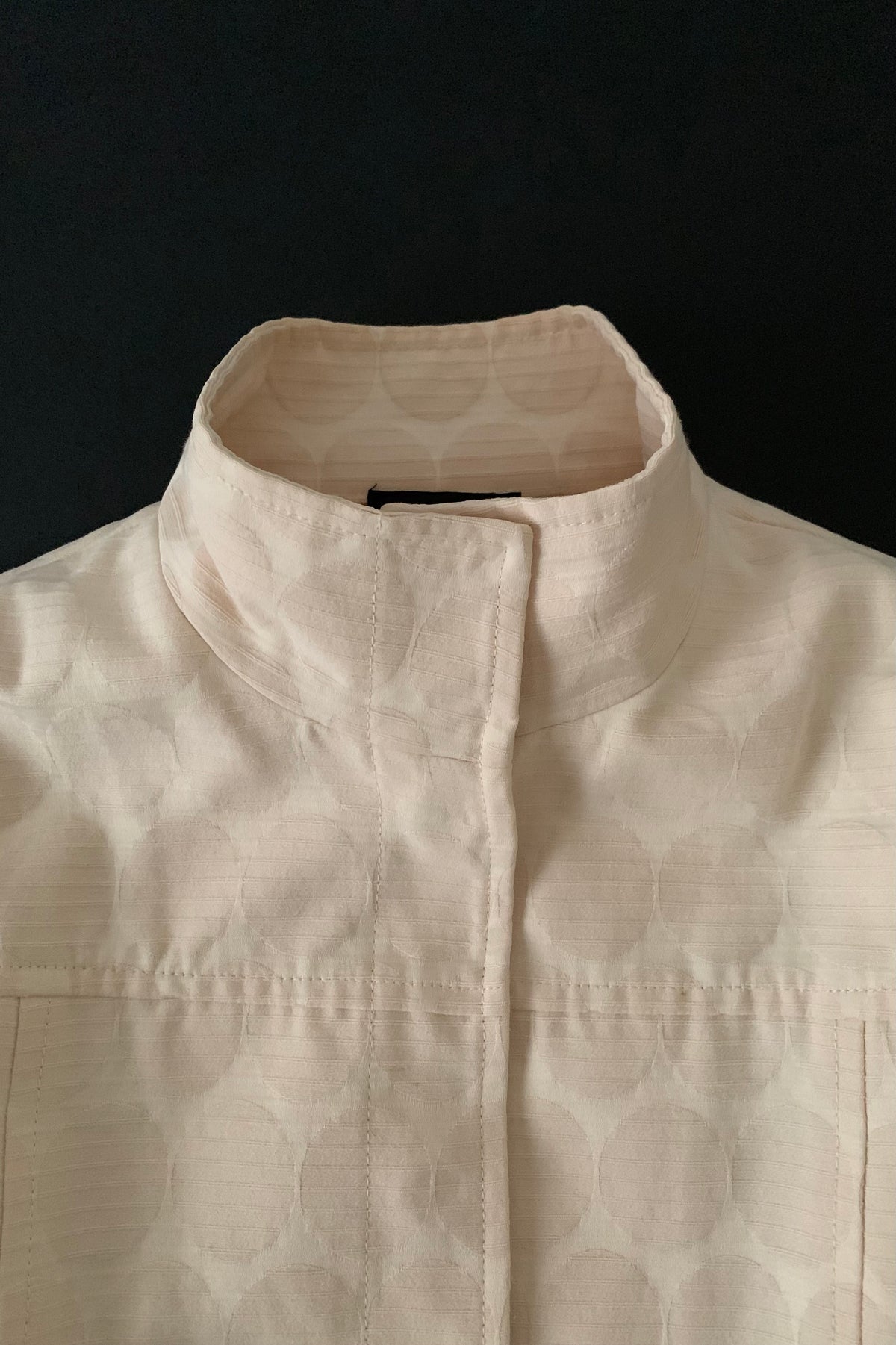 pale beige dot high neck jacket