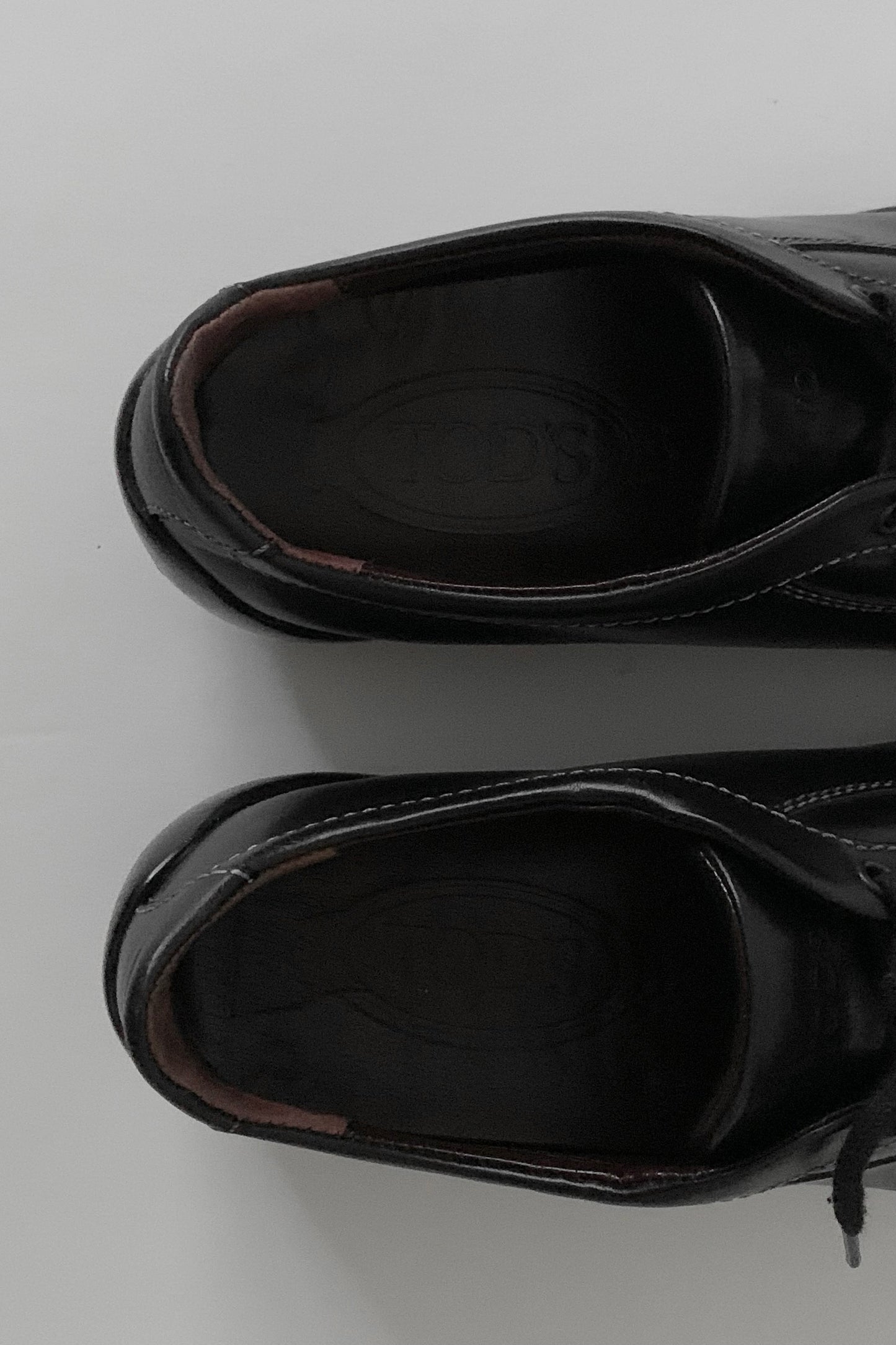 TOD’S black leather sneakers