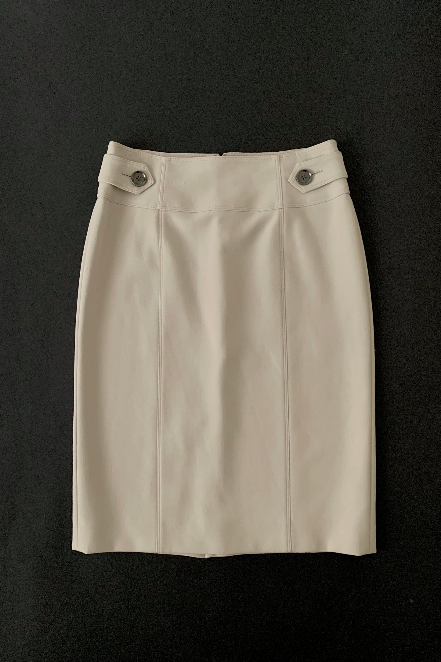Burberry light beige side buttons skirt