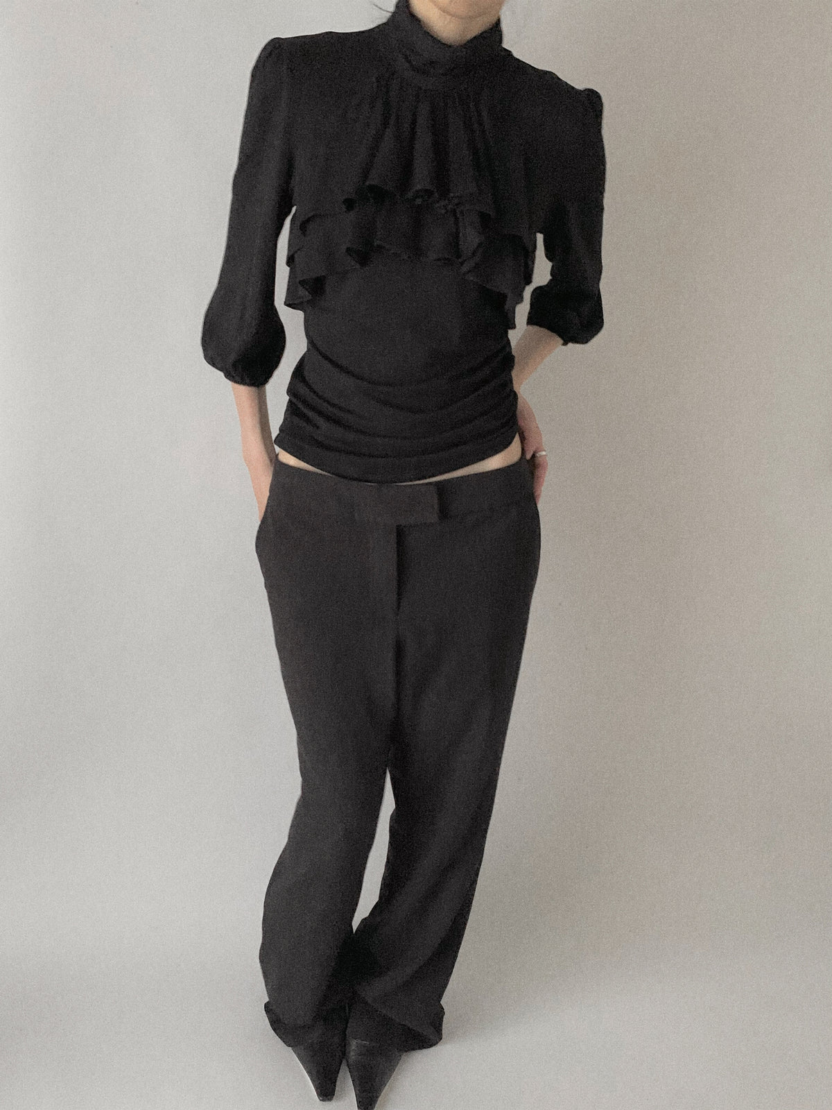 black half sleeve frill tops