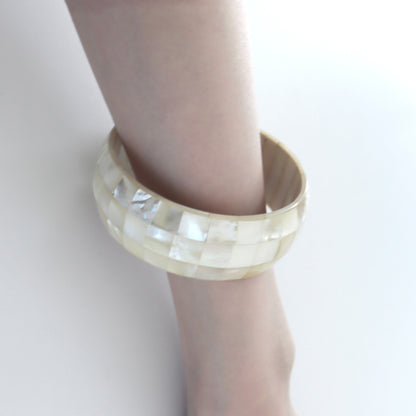 shell bangle