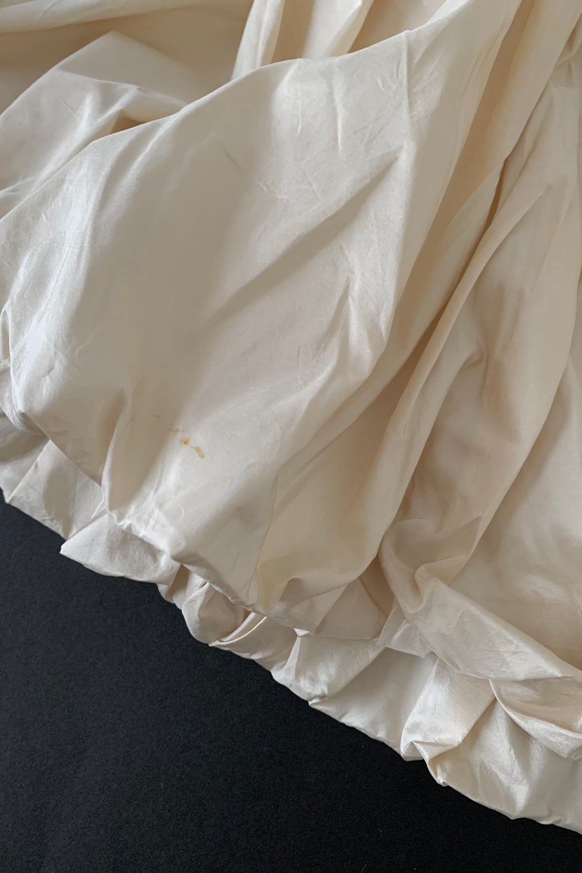 cream balloon flare silk skirt