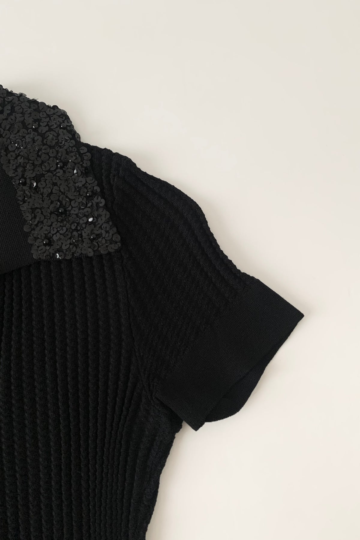 black squins collar polo tops