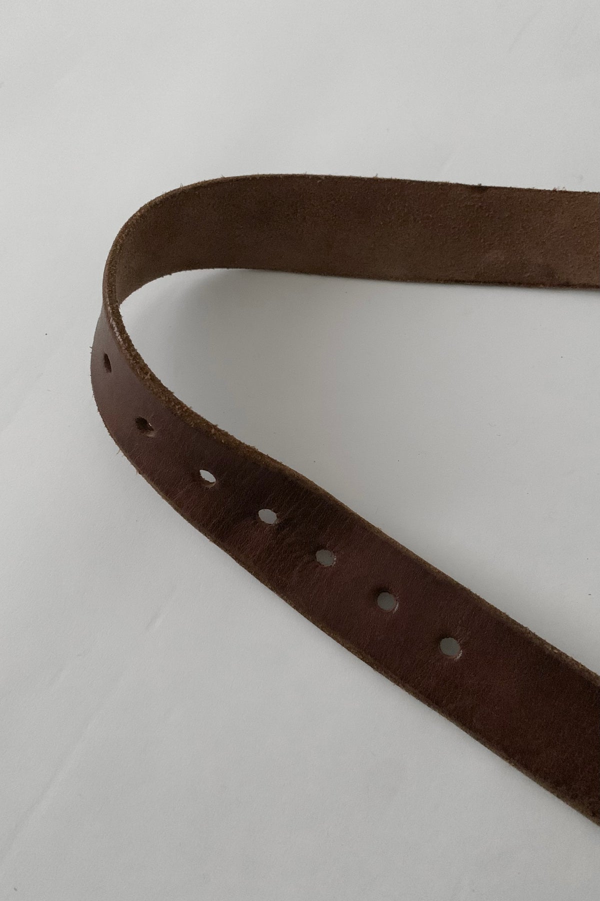 brown vintage leather belt