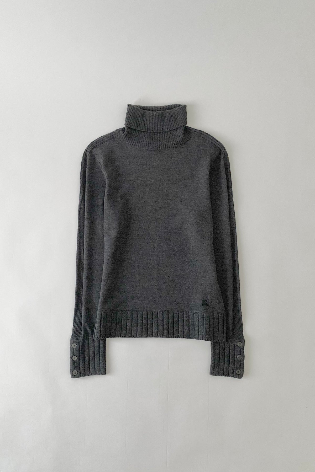 Burberry dark gray wool knit