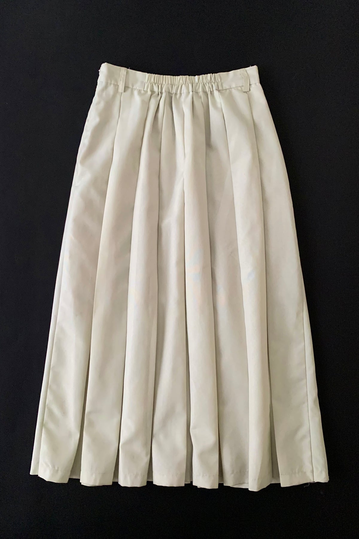 gray ivory  pleats long skirt