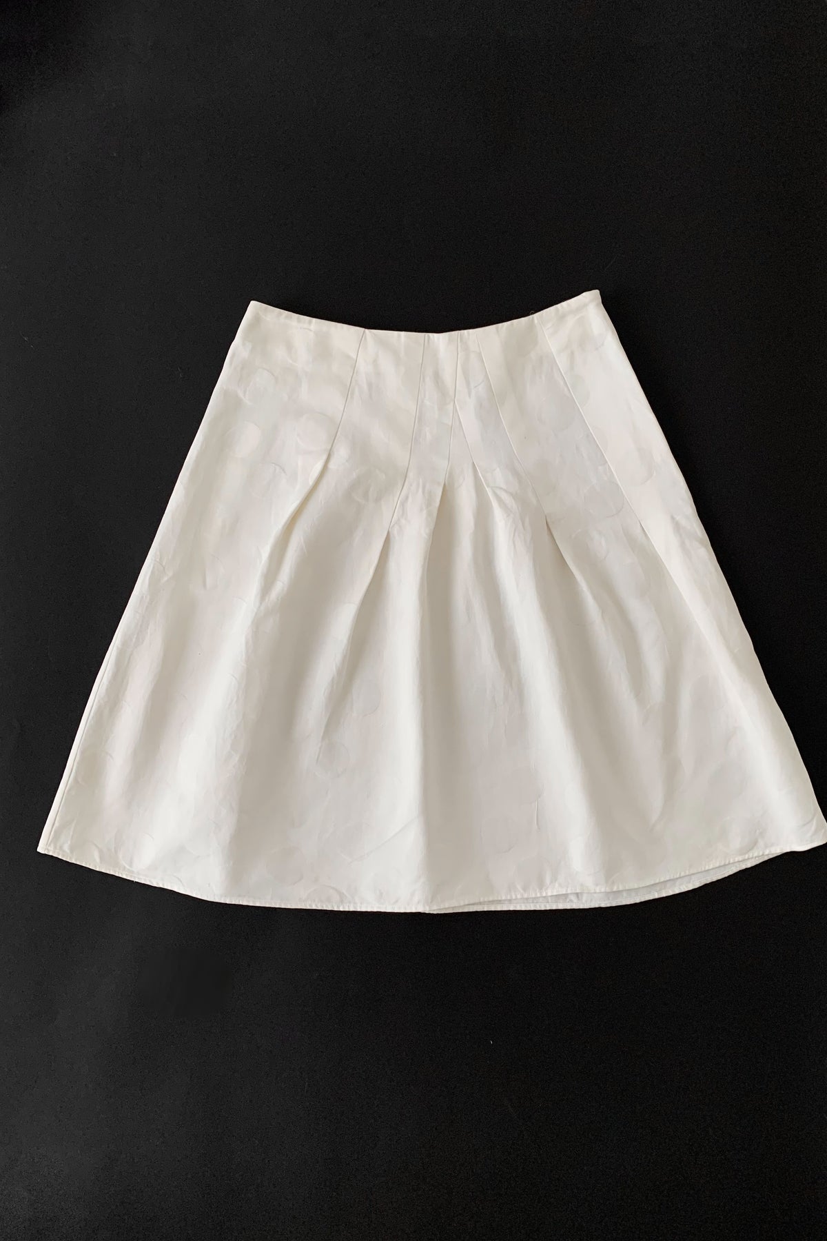 Italy white dot flare skirt
